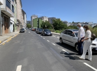 Finaliza o pintadodos aparcamentos en Mestre Soutullo, que amplía as prazas actuais, compromiso adquirido pola alcaldesa coa veciñanza