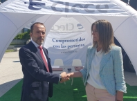 Lara Méndez firma un convenio con Clece para favorecer a creación de emprego entre os colectivos máis vulnerables
