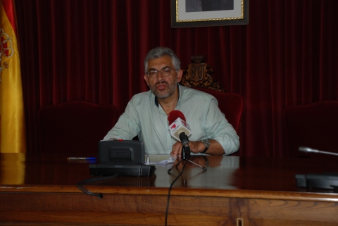 Miguel Fernández durante a súa comparecencia