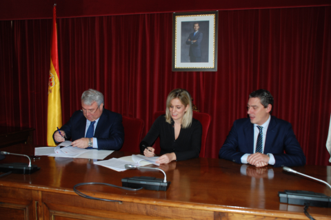 Concello e Sabadell asinan un convenio para a prestación de servizos de cobro de tributos e prezos públicos