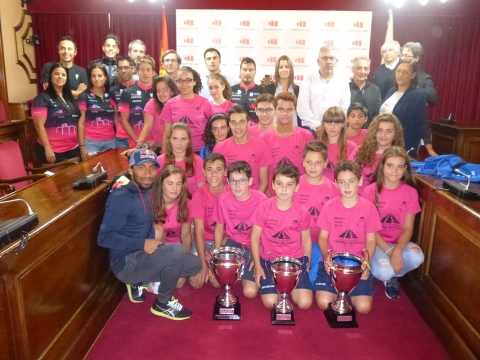 Lugo réndese ao Club de Tríatlon Cidade de Lugo, campión da Liga Nacional, tanto en categoría feminina como masculina