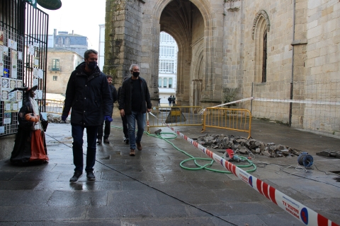 Infraestruturas renova a pavimentación da contorna da catedral