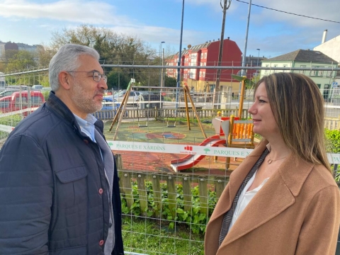 Lara Méndez acomete la renovación integral del parque infantil del Río Mandeo, dando respuesta así a la demanda vecinal de la zona