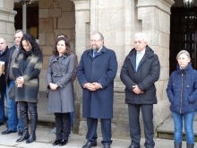 O Concello de Lugo garda un minuto de silenzo en recorda das vítimas do accidente aéreo en Francia