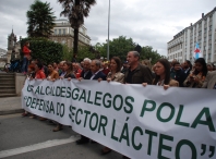 La Alcaldesa exige la “implicación directa de Rajoy y Feijóo para garantizar el futuro del sector lácteo”