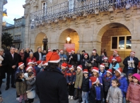 Las luces de Navidad ya brillan en Lugo desde esta tarde y hasta el 6 de enero