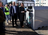 Medio Ambiente implementará un servizo de recollida de roupa usada para reciclar mediante a colocación de 75 novos contedores na cidade
