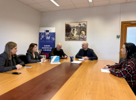 O Concello de Lugo e Primark estudan vías de colaboración de cara á chegada do xigante téxtil irlandés á cidade ao longo do vindeiro ano