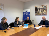 O Concello de Lugo e Primark estudan vías de colaboración de cara á chegada do xigante téxtil irlandés á cidade ao longo do vindeiro ano