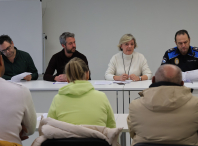 El Ejecutivo local se reúne con los representantes de las comisiones de fiestas para dar a conocer el nuevo procedimiento de tramitación de los festejos locales El Ejecutivo local se reúne con los representantes de las comisiones de fiestas para dar a conocer el nuevo procedimiento de tramitación de los festejos locales