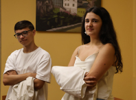 Martín Casanova e Isabel Liñares reciben el reconocimiento de la Tenencia de Alcaldía por sus excelentes notas en la PAU Martín Casanova e Isabel Liñares reciben el reconocimiento de la Tenencia de Alcaldía por sus excelentes notas en la PAU