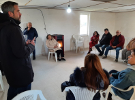 Rubén Arroxo e Cristina López visitan Labio, onde explicaron como funcionará o taxi a demanda ás veciñas e veciños Rubén Arroxo e Cristina López visitan Labio, onde explicaron como funcionará o taxi a demanda ás veciñas e veciños