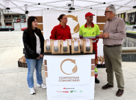 O Concello distribúe entre a veciñanza máis de 500 bolsas do compost xerado nos centros de compostaxe comunitaria de Lugo