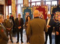 O alcalde asiste ao comezo do despregue da Garda Real en Lugo