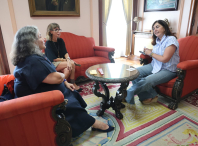 A alcaldesa recibe á Cónsul Xeral da República Arxentina en Vigo para reforzar os vínculos institucionais con Lugo A alcaldesa recibe á Cónsul Xeral da República Arxentina en Vigo para reforzar os vínculos institucionais con Lugo