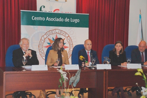 La Alcaldesa participa en la inauguración del nuevo curso académico de la UNED de Lugo