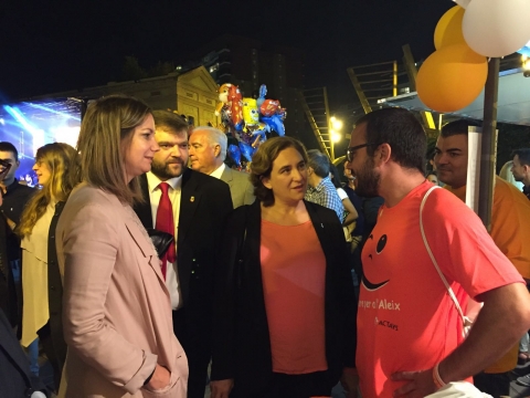 A Alcaldesa e o Vicepresidente da Deputación festexan en Nou Barris o San Froilán catalán con miles de galegos