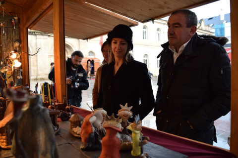 Aberto o Mercado de Nadal da Deputación con 11 postos de artesanía, demostracións, obradoiros, maxia e música 