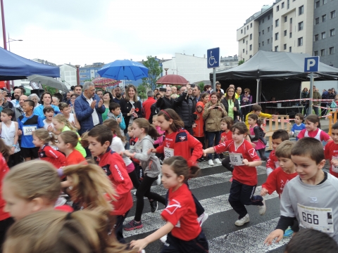 A vertente máis solidaria e deportiva do Día das Letras Galegas en Lugo: a carreira do colexio Cervantes