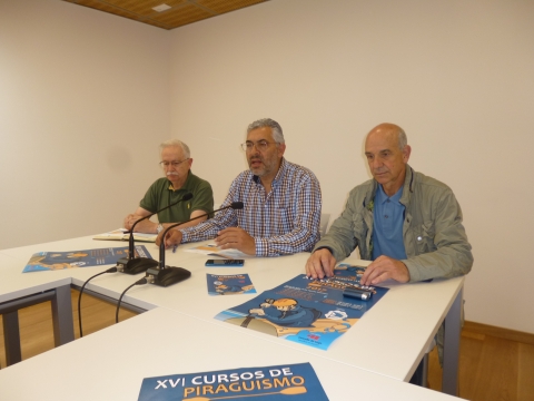 Dende os 8 anos, aqueles que se atopen en Lugo no verán, poden inscribirse ós cursos de piragüismo organizados polo Concello e o Club Fluvial 