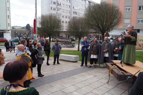 Carmen Basadre anuncia la VII Feria Medieval de Fontiñas y pide cuidar y difundir el Camino Primitivo, Patrimonio Mundial, que atraviesa el barrio