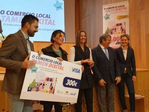 A alcaldesa de Lugo, Lara Méndez López, participou na Entrega de Premios da campaña "O comercio Local tamén en Dixital"