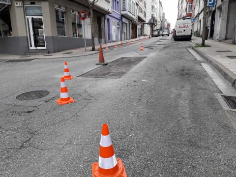 El área de Mobilidad y Infraestruturas realizó, durante esta semana, reparaciones en varias calles de la ciudad