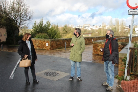 Rubén Arroxo visita os traballos realizados pola área de Mobilidade e Infraestruturas no barrio da Ponte