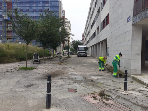 O executivo de Lara Méndez comeza mañá o plan integral de limpeza barrio a barrio en Casás e Abella