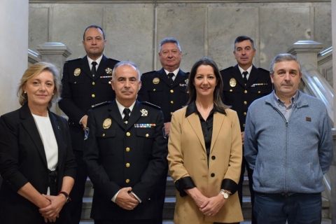 Lara Méndez oficializa el nombramiento de Jesús Piñeiro como el primer Intendente en la historia de la Policía Local de Lugo