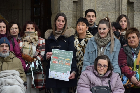 Nueva edición del mercado solidario de Diversiarte, en el que se pueden encontrar regalos hechos a mano por las asociaciones del campo social de Lugo