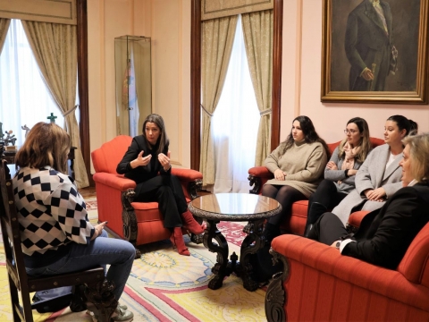 Lara Méndez reorganiza a atención cidadá do Concello de Lugo para incluír un horario de acceso libre