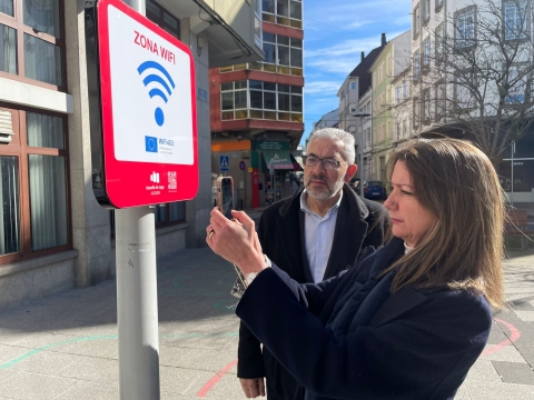 Lara Méndez anuncia que xa están operativas as redes de conexión wifi gratuíta en dez novos espazos públicos da cidade