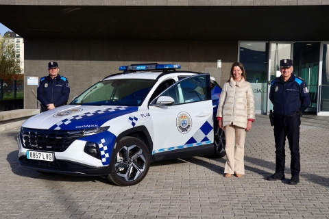 A Policía Local incorpora un novo vehículo híbridos