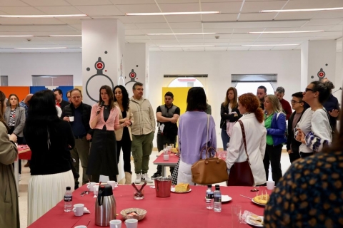 A Alcaldesa de Lugo reúnese con 80 emprendedores nun almorzo de networking para trazar conxuntamente novas liñas de apoio