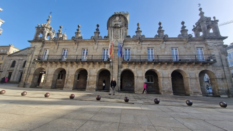 O Concello de Lugo súmase á xornada de loito en memoria do expresidente da Comisión Europea, Jacques Delors
