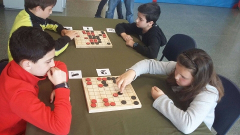Xuventude promove un obradoiro de vestimenta e complementos e un torneo de xogos romanos de taboleiro como previa ao Arde Lvcvs 2024