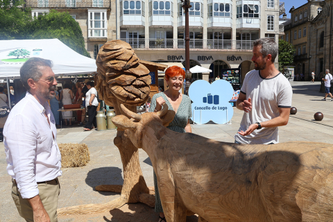 A Tenencia de Alcaldía e a Casa Grande de Xanceda homenaxean ao rural galego na praza Maior de Lugo