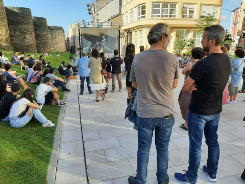 A praza da Mosqueira converterase este verán no centro da poesía galega cunha nova edición do ciclo Versos na Barraca