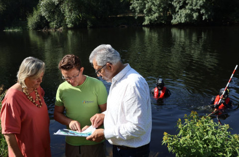 El Ayuntamiento traslada a la Xunta el informe sobre la presencia de mejillones en el Miño para que autorice la colocación de las ramplas de acceso