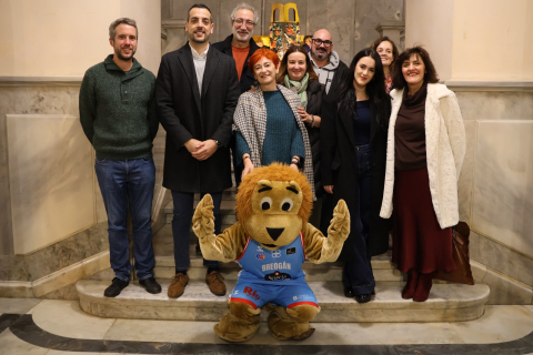 Salva Arco e Máximus acenden, en Lugo, o alumeado de Nadal da cidade