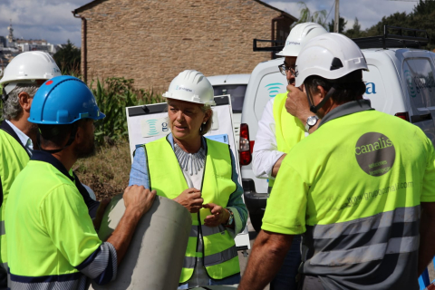 O Executivo de Paula Alvarellos adxudica o contrato do servizo de reparacións e apoio para as redes de abastecemento e saneamento de auga