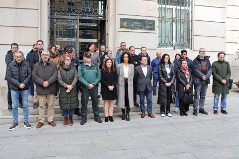 A confirmación dunha morte de 2020 como crime machista concentra á corporación municipal nun novo acto de condena e repulsa ante a violencia de xénero