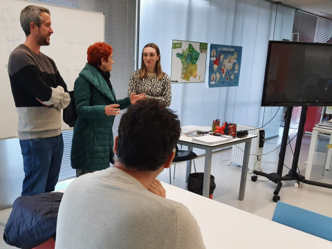 La Tenencia de Alcaldía organiza campamentos de pascua en las casas das linguas municipais y en el MIHL