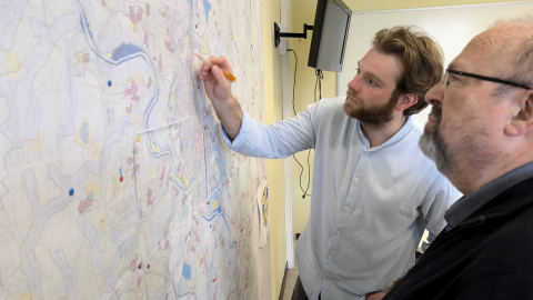 Jorge Bustos: “Lugo no puede esperar más. La Xunta tiene que cumplir con su deber en materia de vivienda pública”