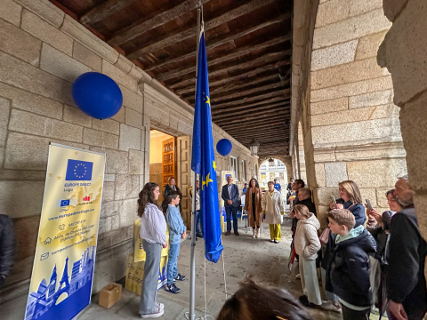 O Concello solicita á Comisión a continuidade do único centro oficial de información europea en Galicia, que acolle o CEI-Noduse]