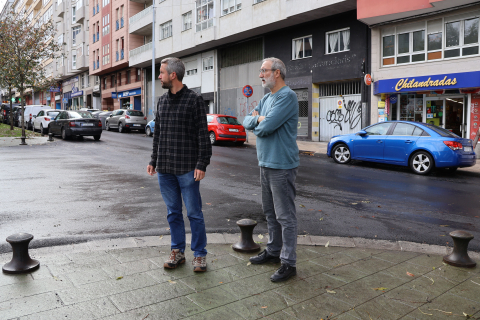 A Tenencia de Alcaldía renova o firme do treito máis desgastado da avenida das Fontiñas A Tenencia de Alcaldía renova o firme do treito máis desgastado da avenida das Fontiñas