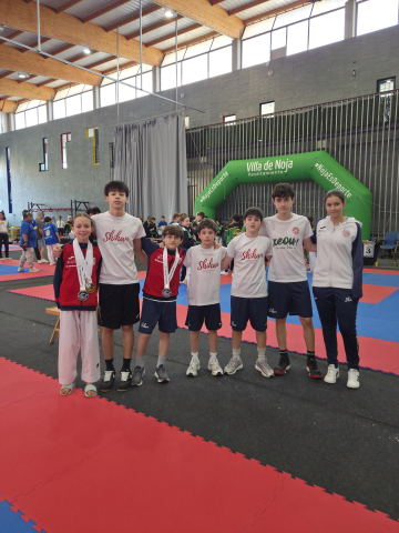 Parabéns á Escola Karate Shihan polos éxitos acadados este fin de semana