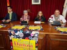 Presentación do 13º Encontro Universitario de Danza Contemporánea da USC