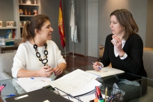 La Conselleira de Medio Ambiente asume la necesidad que le ha trasladado la Alcaldesa de dotar de equipamiento preciso al auditorio La Conselleira de Medio Ambiente asume la necesidad que le ha trasladado la Alcaldesa de dotar de equipamiento preciso al auditorio